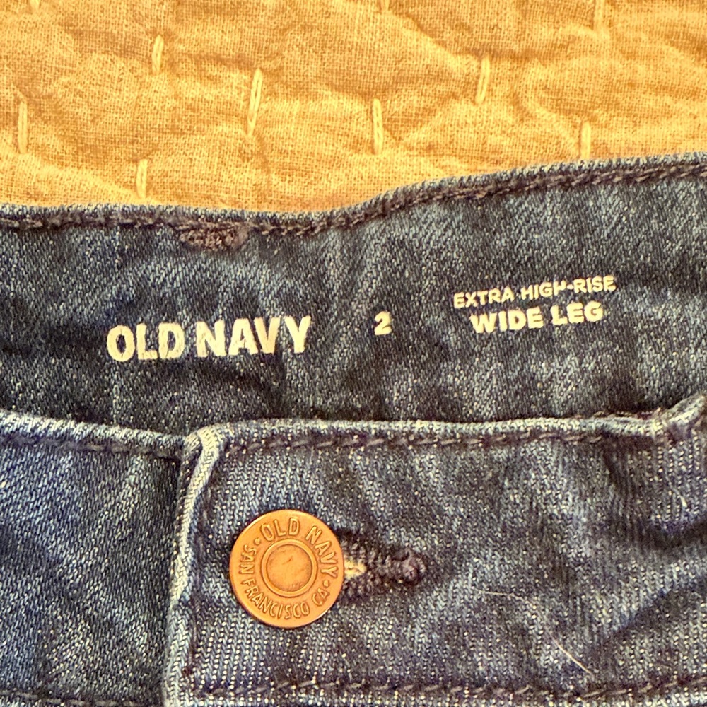Old Navy Dark Extra High Rise Wide Leg Jeans - Picture 3 of 3
